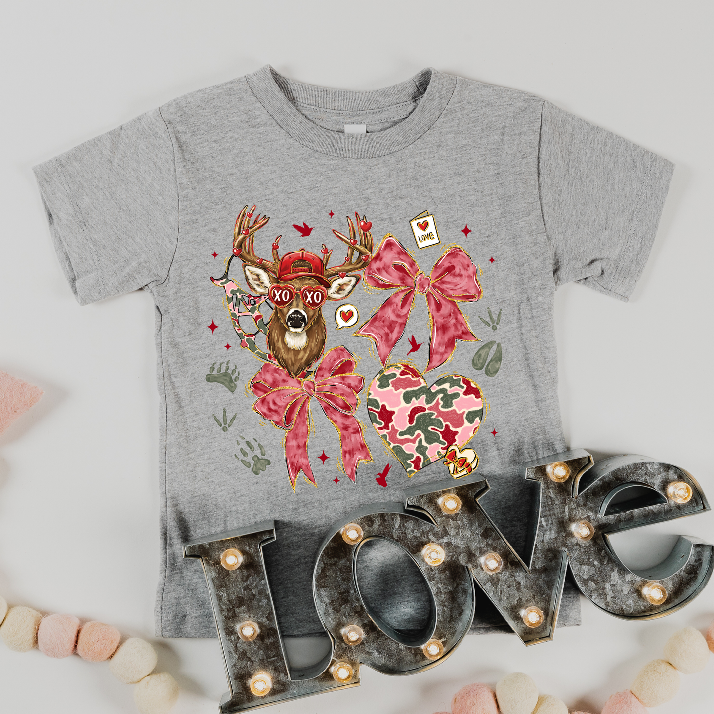 Little Girls Valentines Bucks and Bows t-shirt in light gray