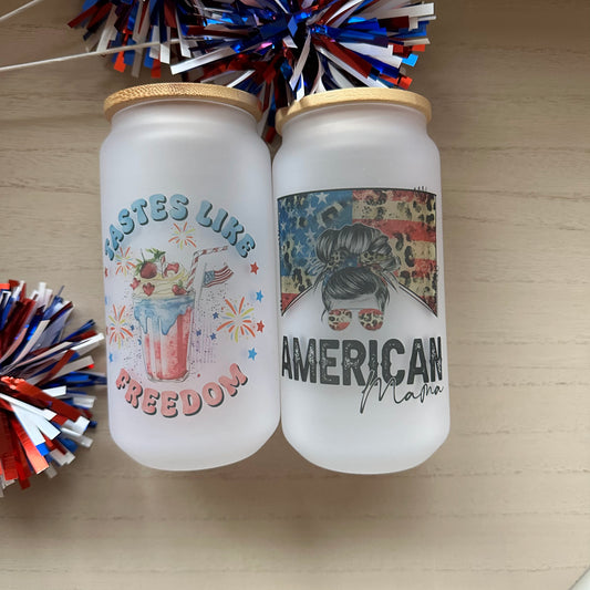 Tastes like freedom 18oz glass cup with lid