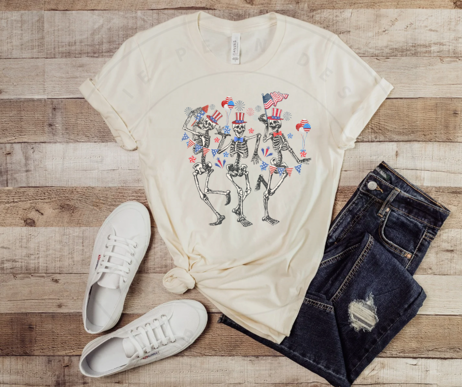 Patriotic Skeletons T-shirt in Cream